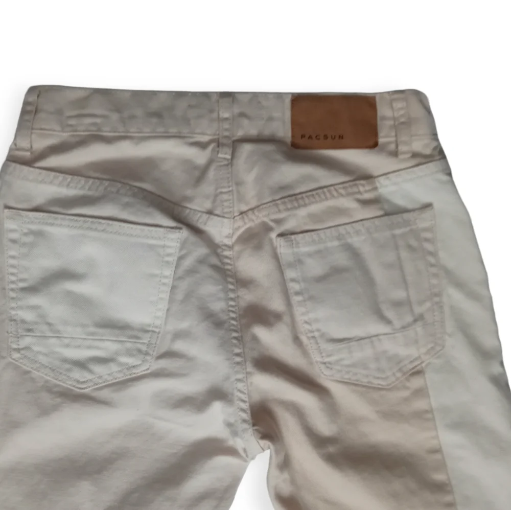 PACSUN VINTAGE LOOSE  WOMEN'S WHITE /TAN PATCH JEANS. SIZE 29 - Picture 10 of 13